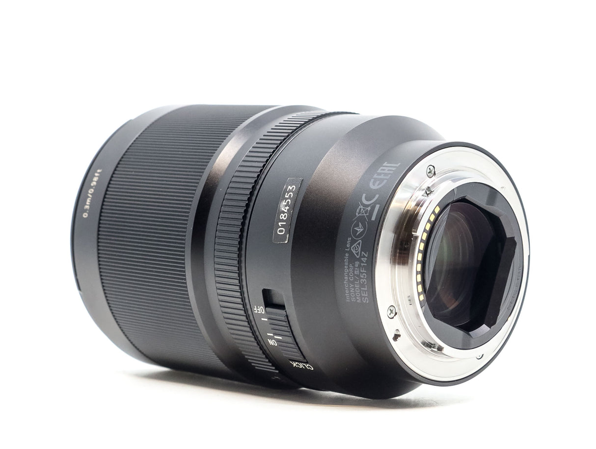 Sony FE 35mm f/1.4 ZA Zeiss Distagon T*