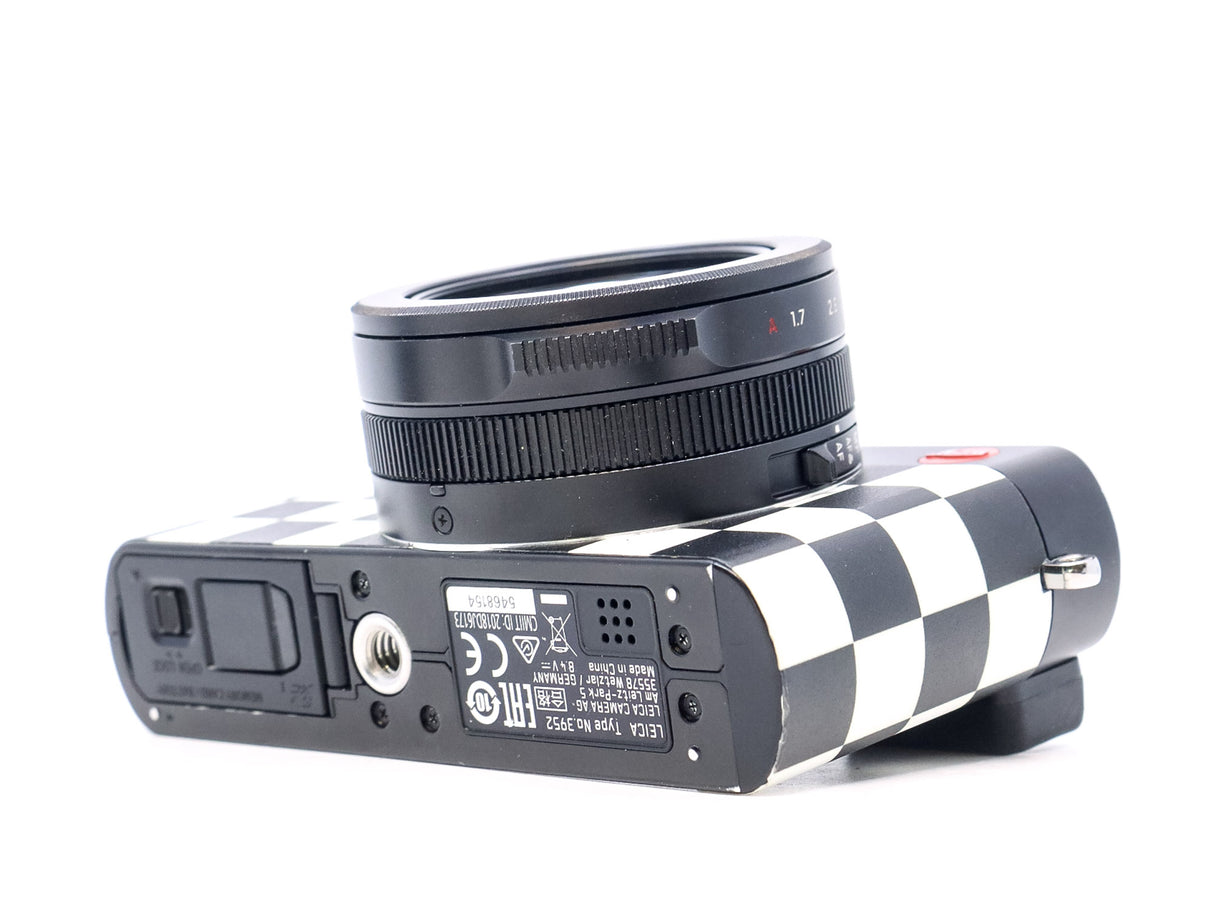 Leica D-LUX 7 Vans x Ray Barbee Editie