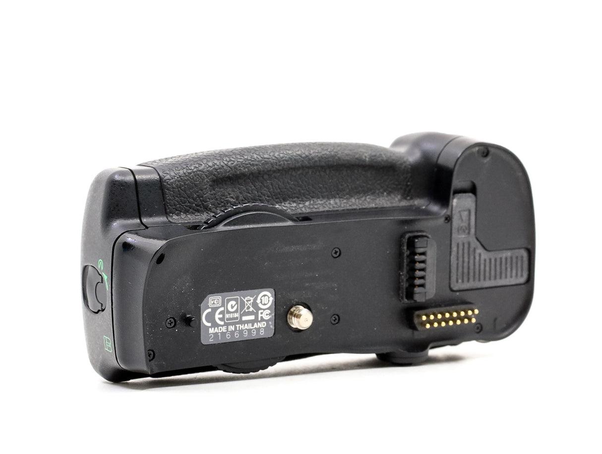 Nikon MB-N10 Battery Grip - segunda mano - excelente estado - detalle 3 de 4 - SKU 3800248 - Camera Market