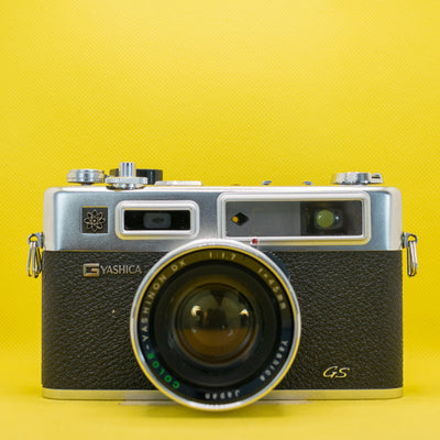 Yashica Electro 35 GS met Yashinon DX F 1.7