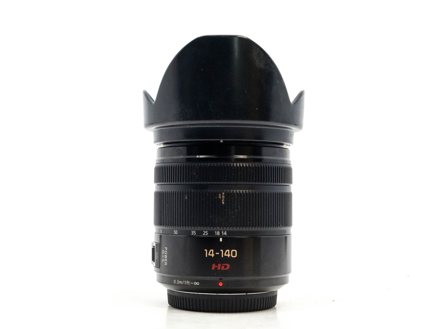 Panasonic Lumix G Vario 14-140mm f/3.5-5.6 ASPH Power O.I.S. (Red HD) · hoofdafbeelding