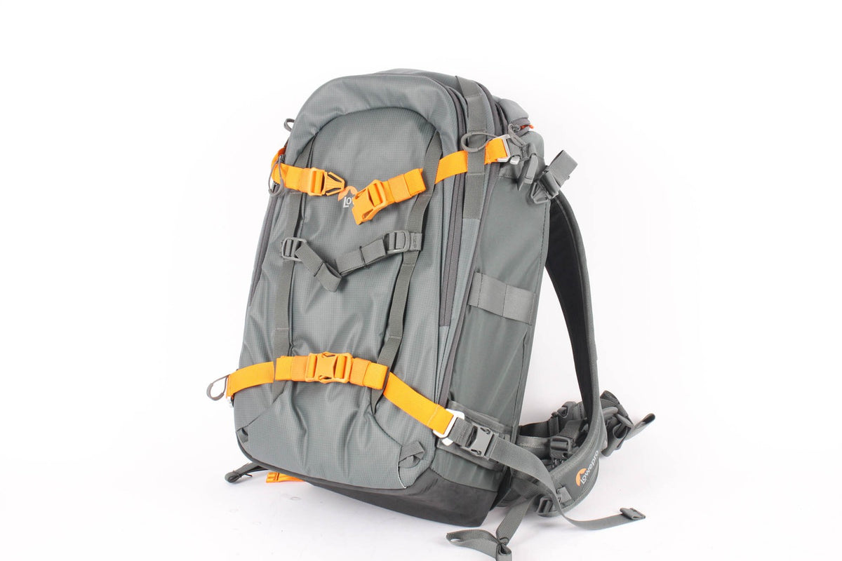 Lowepro Whistler BP 350 AW Backpack · hoofdafbeelding