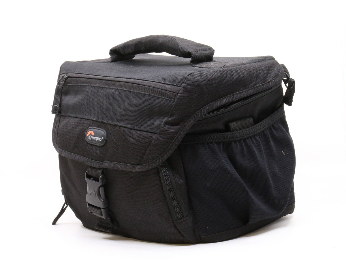 Lowepro Nova 180 AW Shoulder Bag · hoofdafbeelding