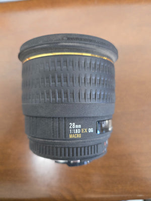 Sigma 28mm f/1.8 EX DG Macro 28mm f/1.8 EX DG Macro  Attacco nikonc717a282-017e-4bcf-af2e-0787612dc1dd