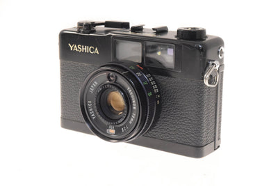Yashica 35-ME Camera