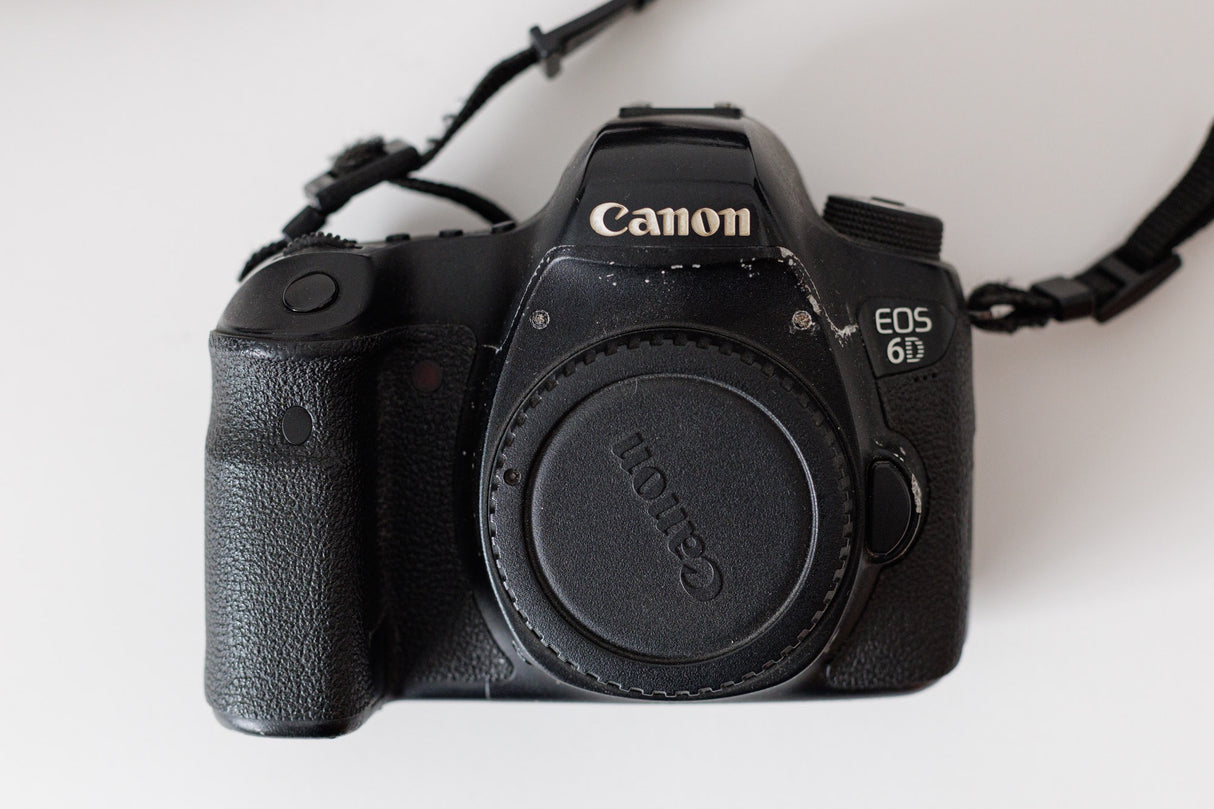 canonEOS 6d0bc3ecce-62c5-4726-92d1-62785d785b87