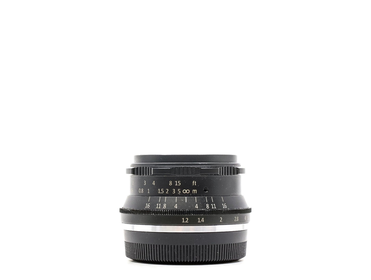 7Artisans 35mm f/1.2 - Fujifilm X Fit · hoofdafbeelding