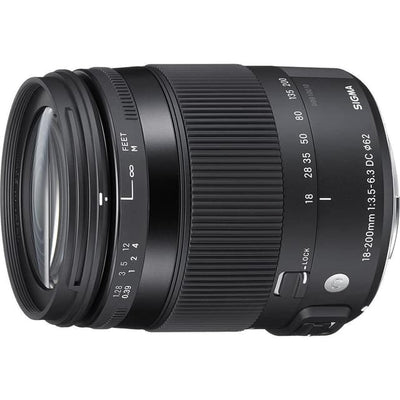 NIKON 18-200mm f/3.5-6.3 Objectieven