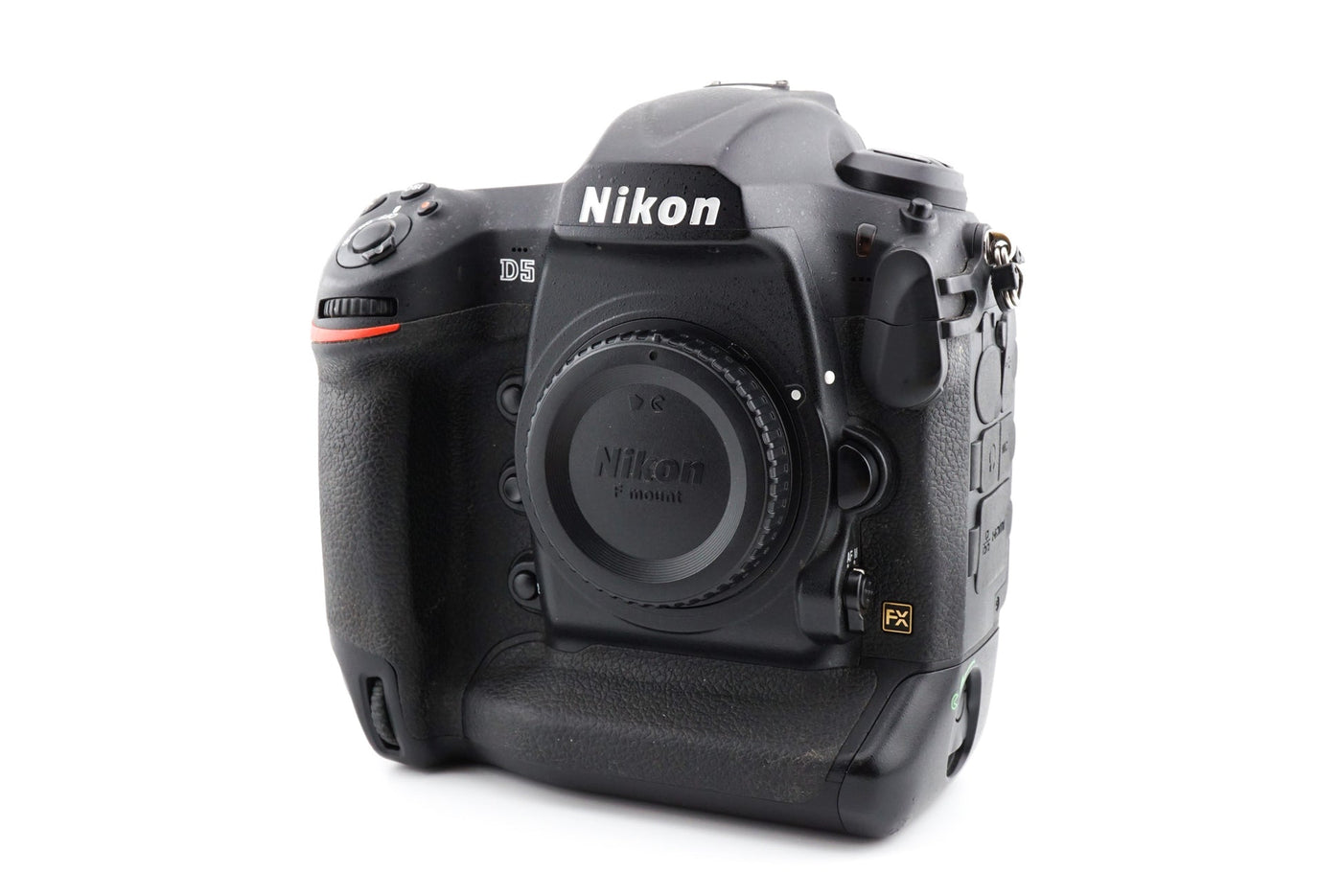 Nikon D5 + MH-26a Batterijlader - Refurbished Digitale Camera (Zwart) · hoofdafbeelding