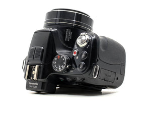 Panasonic Lumix DMC-FZ200 - segunda mano - excelente estado - detalle 3 de 4 - SKU 3796879 - Camera Market