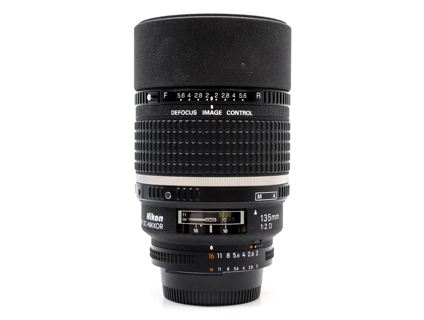 Nikon AF DC Nikkor 135mm f/2 Lens · main image