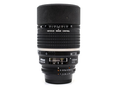 Nikon AF DC Nikkor 135mm f/2 Lens