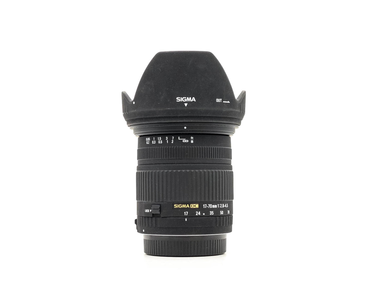 Sigma 17-70mm f/2.8-4.5 DC Macro - Sigma SA Fit