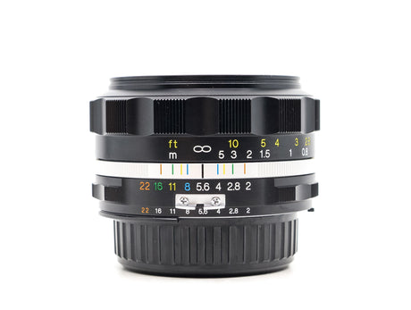 Voigtlander Ultron 40mm f/2 SL IIs - Nikon Mount