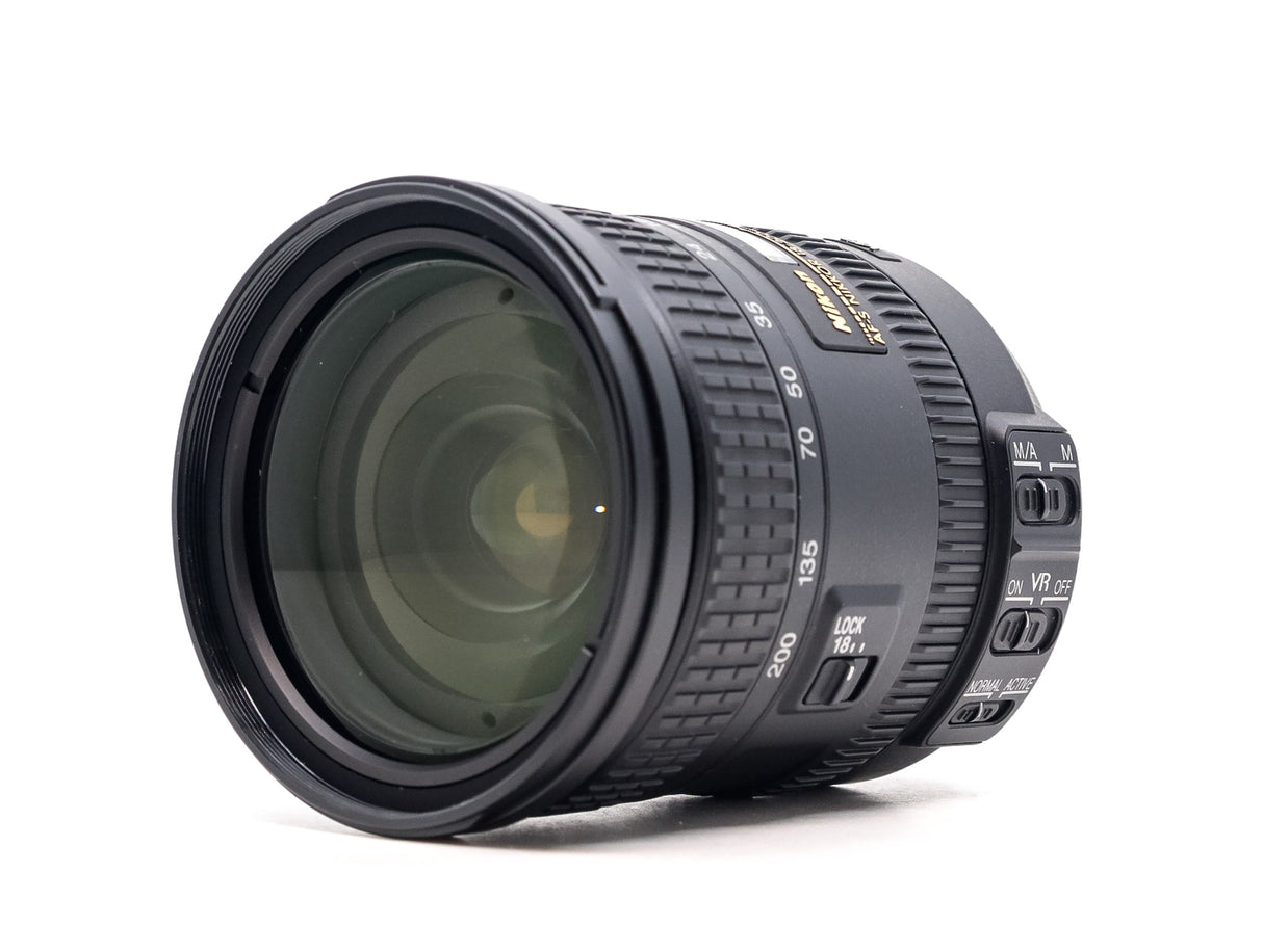 Nikon AF-S DX Nikkor 18-200mm f/3.5-5.6G IF-ED VR II