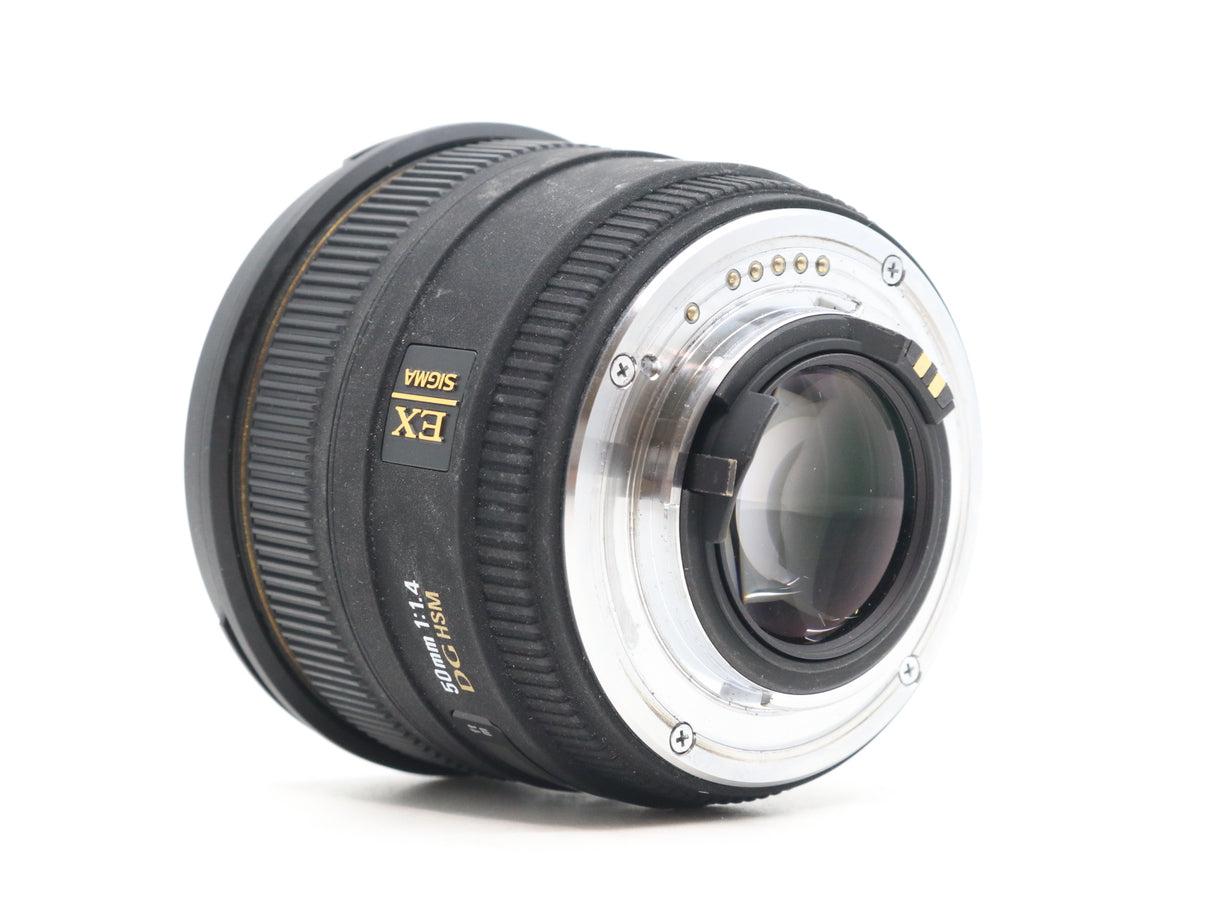 Sigma 50mm f/1.4 EX DG HSM - Pentax fit