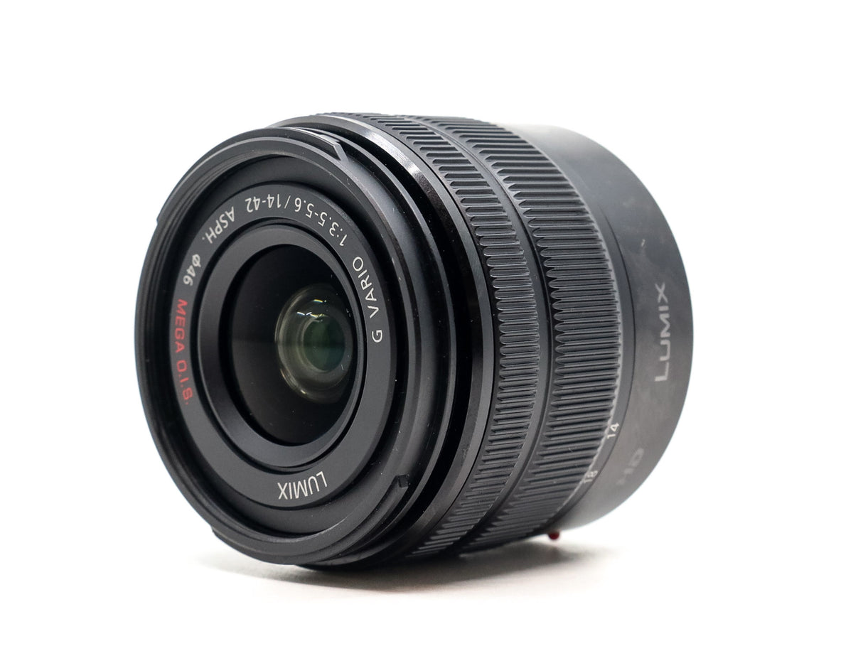 Panasonic Lumix G Vario 14-42mm f/3.5-5.6 ASPH Mega O.I.S.