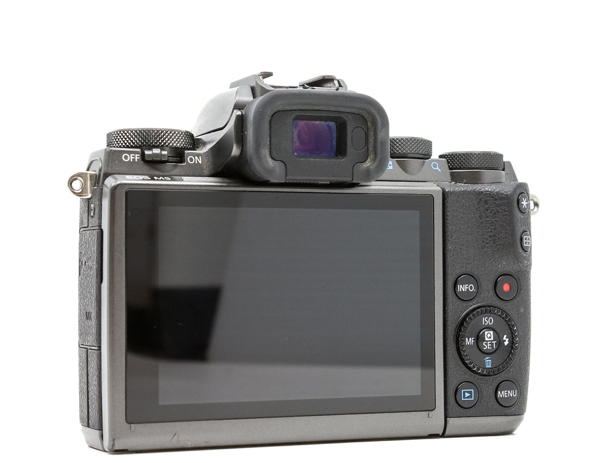 Canon EOS M5