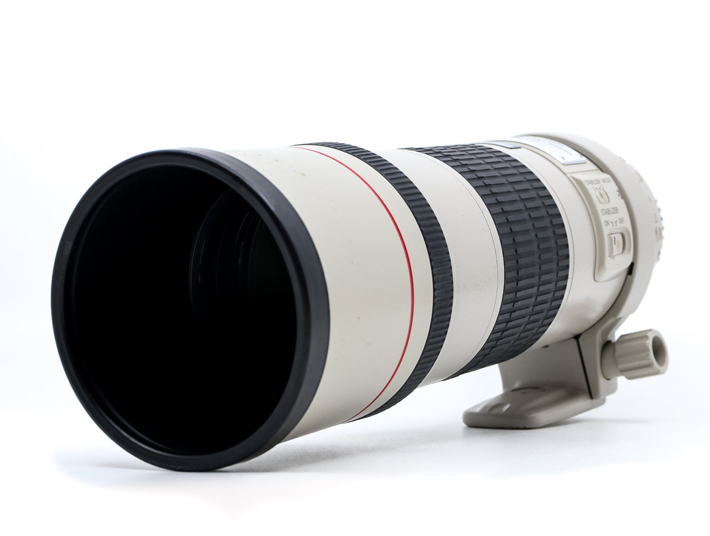 Canon EF 300mm f/4 L IS USM Lens · main image