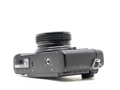 Fujifilm X10 - segunda mano - excelente estado - detalle 2 de 4 - SKU 3712459 - Camera Market