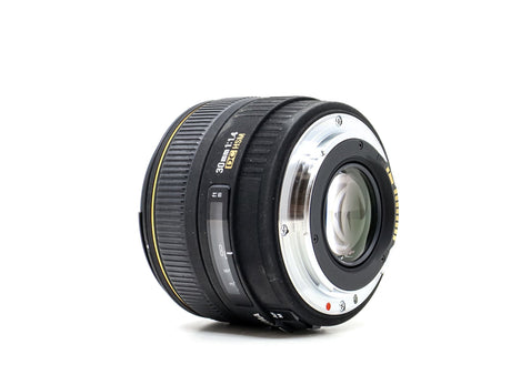 Sigma 18-50mm f/2.8 EX DC - Sigma SA Mount