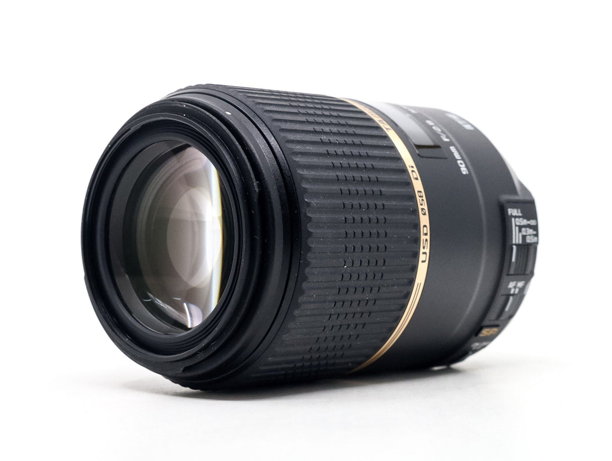 Tamron SP 90mm f/2.8 Di VC USD Macro - Nikon Fit - segunda mano - excelente estado - detalle 2 de 3 - SKU 3731421 - Camera Ma