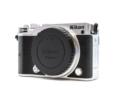 Nikon 1 J5 Camera | Compact en Snel