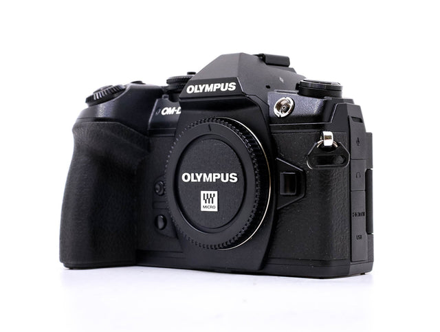 Olympus OM-D E-M1 Mark II - segunda mano - excelente estado - foto principal - SKU 3690907 - Camera Market