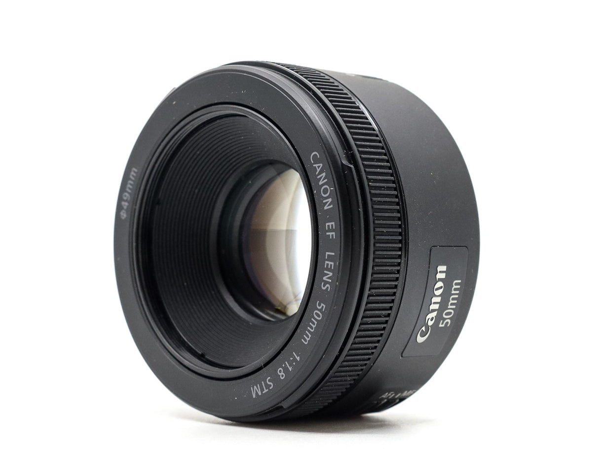 Canon EF 50mm f/1.8 STM - segunda mano - excelente estado - detalle 2 de 3 - SKU 3781361 - Camera Market