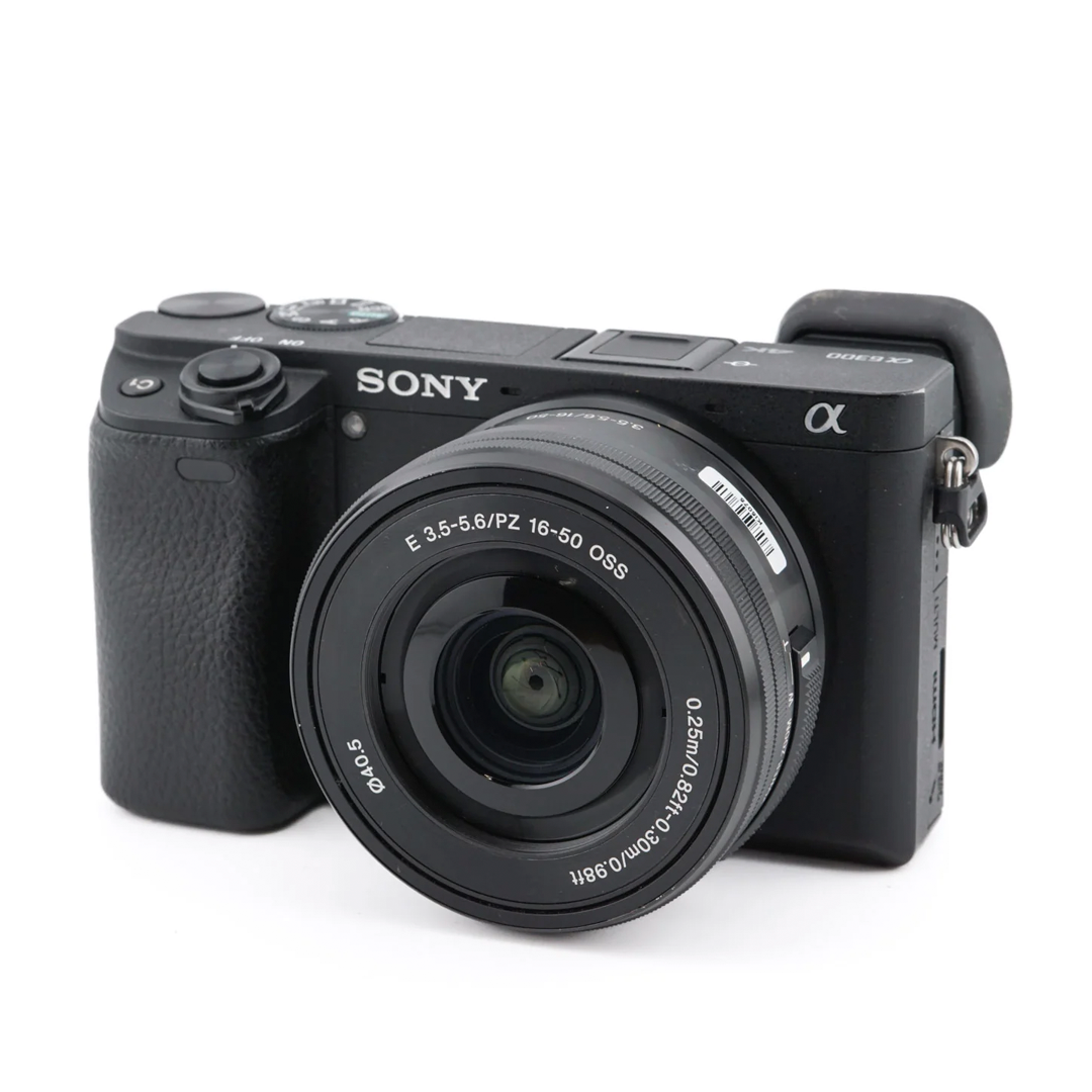 Sony A6300 + 15-50mm f3.5-5.6 PZ OSS E Kit · main image