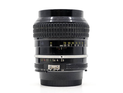 Nikon Ai Nikkor 105mm f/2.5 Lens