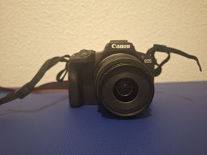 CanonEOS R50 RF-S 18-45mm F4.5-6.3 IS STM KIT83bfd313-8eb3-4927-bf9e-4b56963e3958