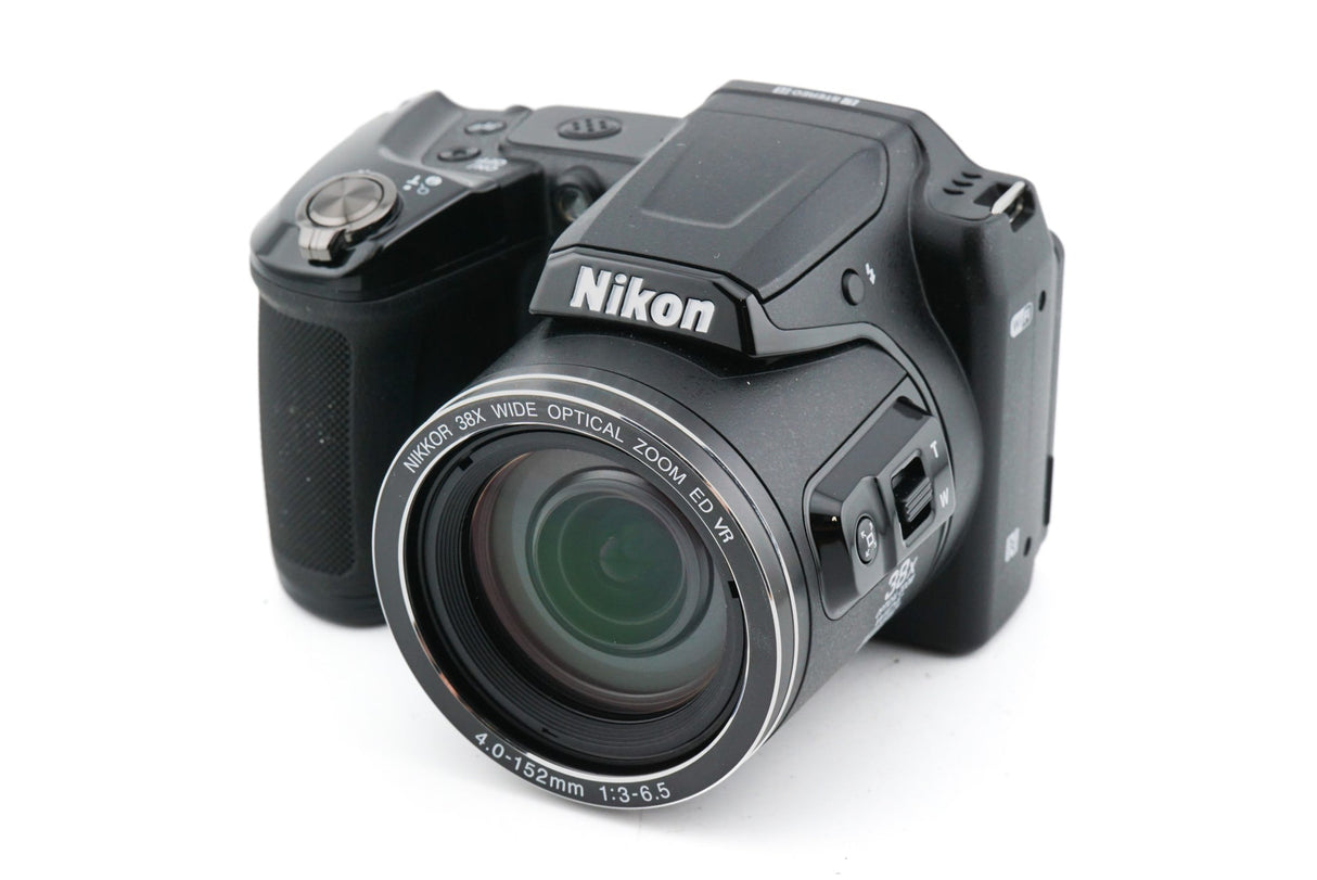 Nikon Coolpix L840 (Reacondicionada)