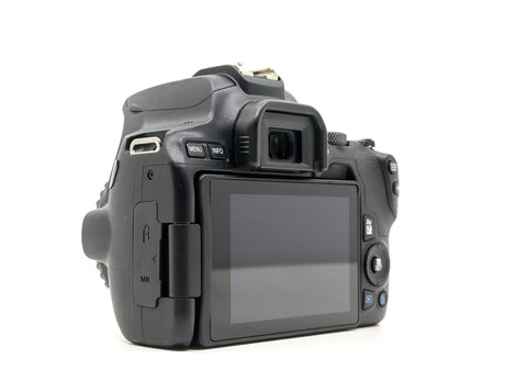 Canon EOS 200D Mark II