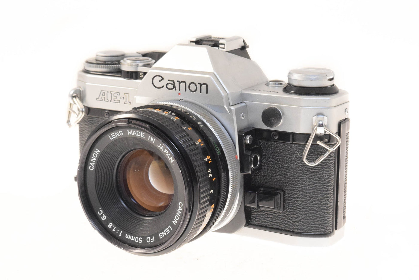 Canon AE-1 + 50mm f1.8 S.C. Lens · hoofdafbeelding