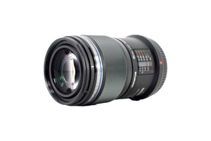 Olympus M.Zuiko Digital ED 60mm f/2.8 Macro - segunda mano - excelente estado - foto principal - SKU 3764875 - Camera Market