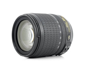 Nikon AF-S DX Nikkor 18-105mm f/3.5-5.6G ED VR - segunda mano - excelente estado - detalle 4 de 6 - SKU 3787724 - Camera Mark