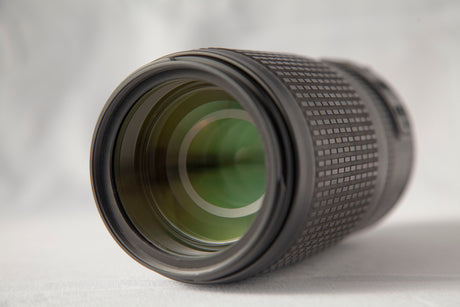 NikonAF-S VR Zoom-Nikkor 70-300mm f/4.5-5.6G IF-EDba1c80fc-a724-4ffc-8ed3-7b0476b0da50