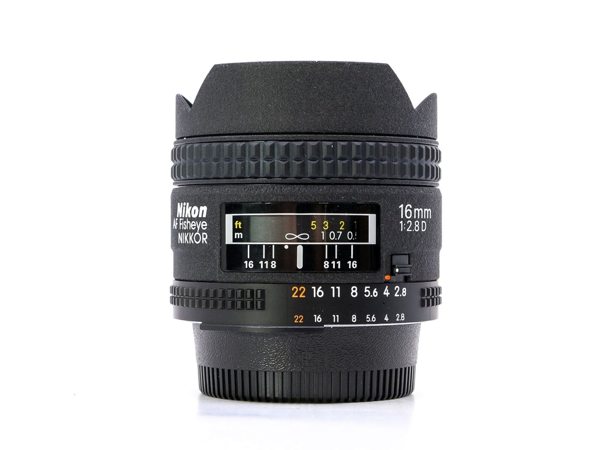 Nikon AF Fisheye Nikkor 16mm f/2.8D · hoofdafbeelding