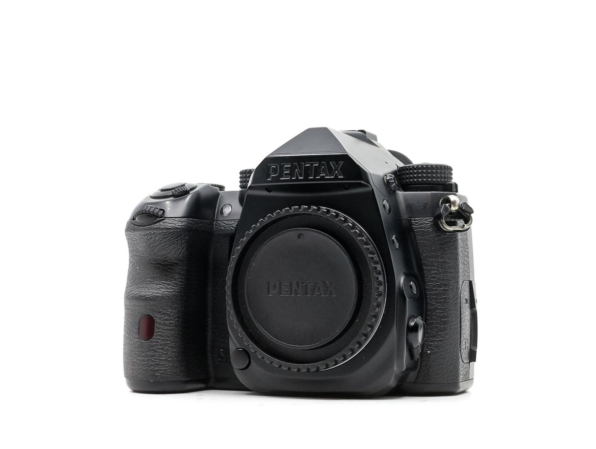 Pentax K-3 III Jet Black Edition · hoofdafbeelding