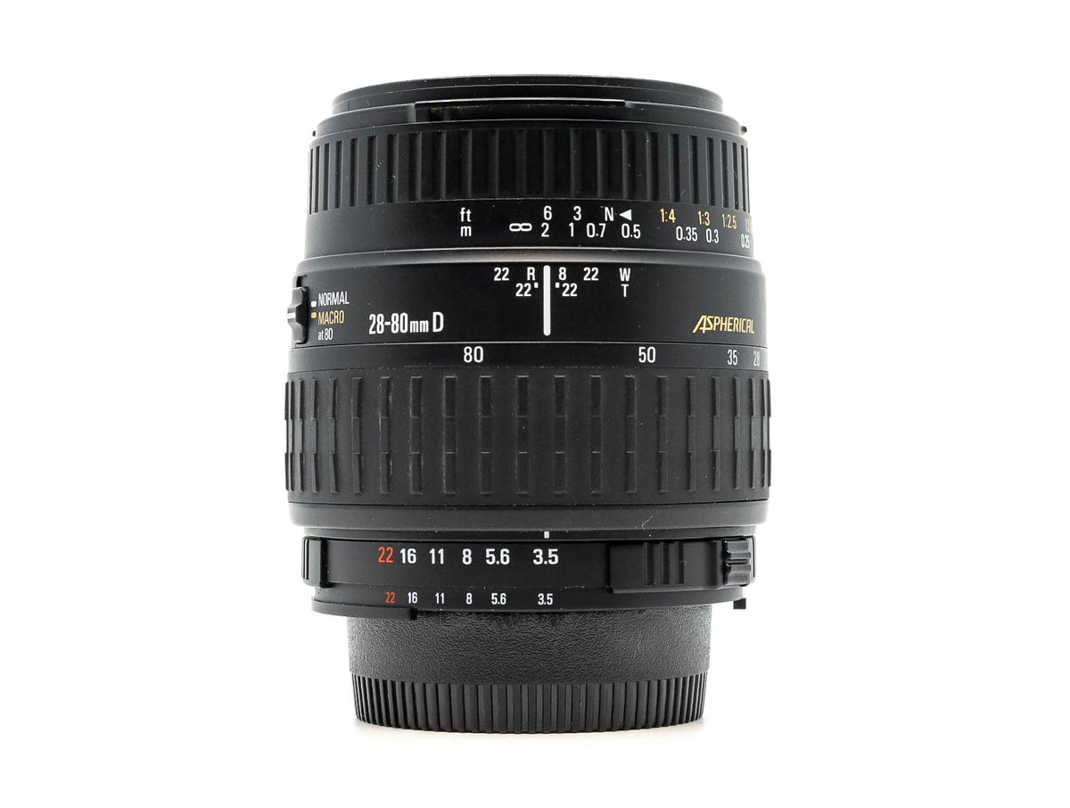Sigma 28-80mm Aspherical f/3.5-5.6 Macro - Nikon Fit · hoofdafbeelding