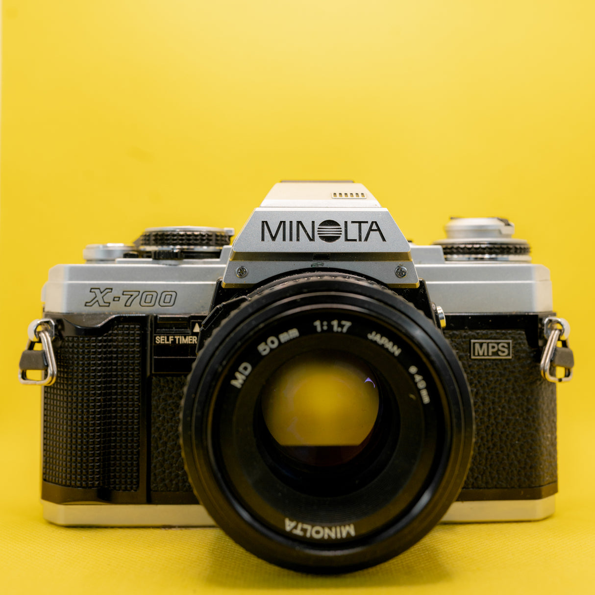 Minolta X700  + MD 50mm 2.0 - SLR 35mm Film Camera