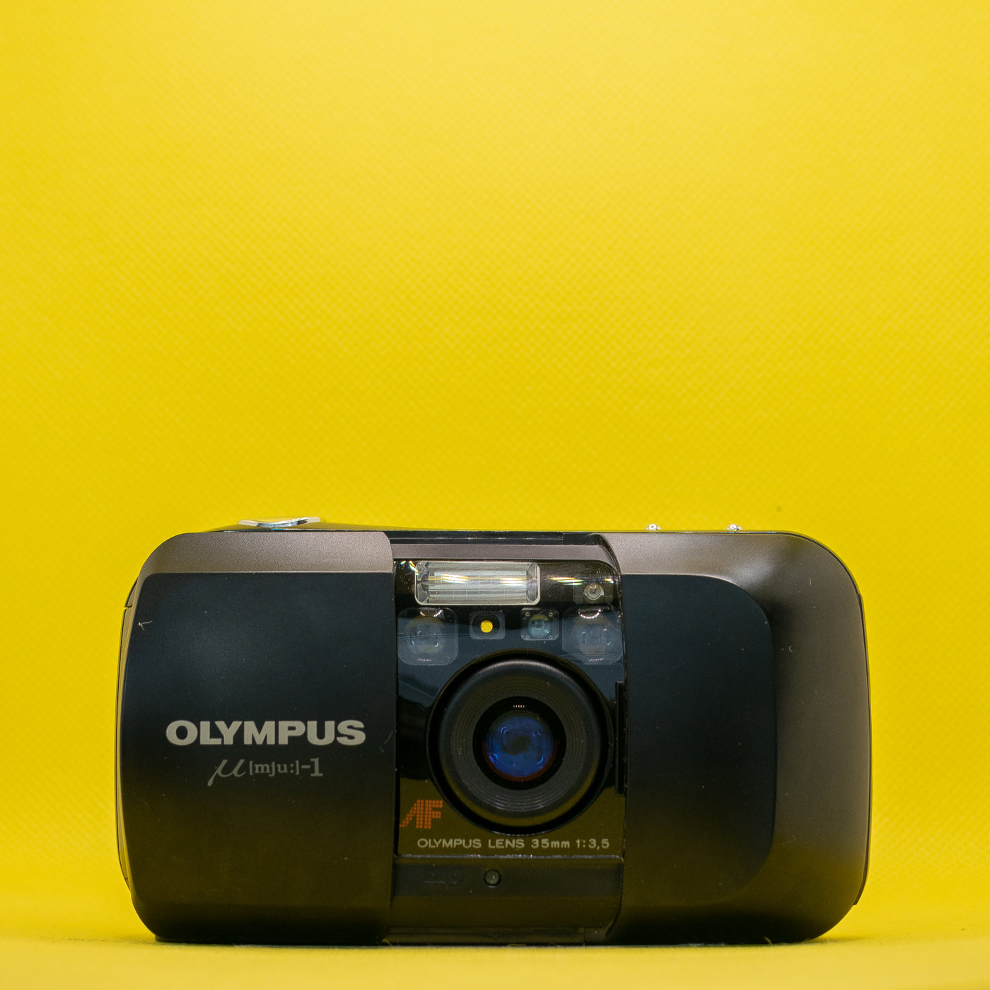 Olympus MJU I - Klassieke 35mm Compacte Filmcamera · main image