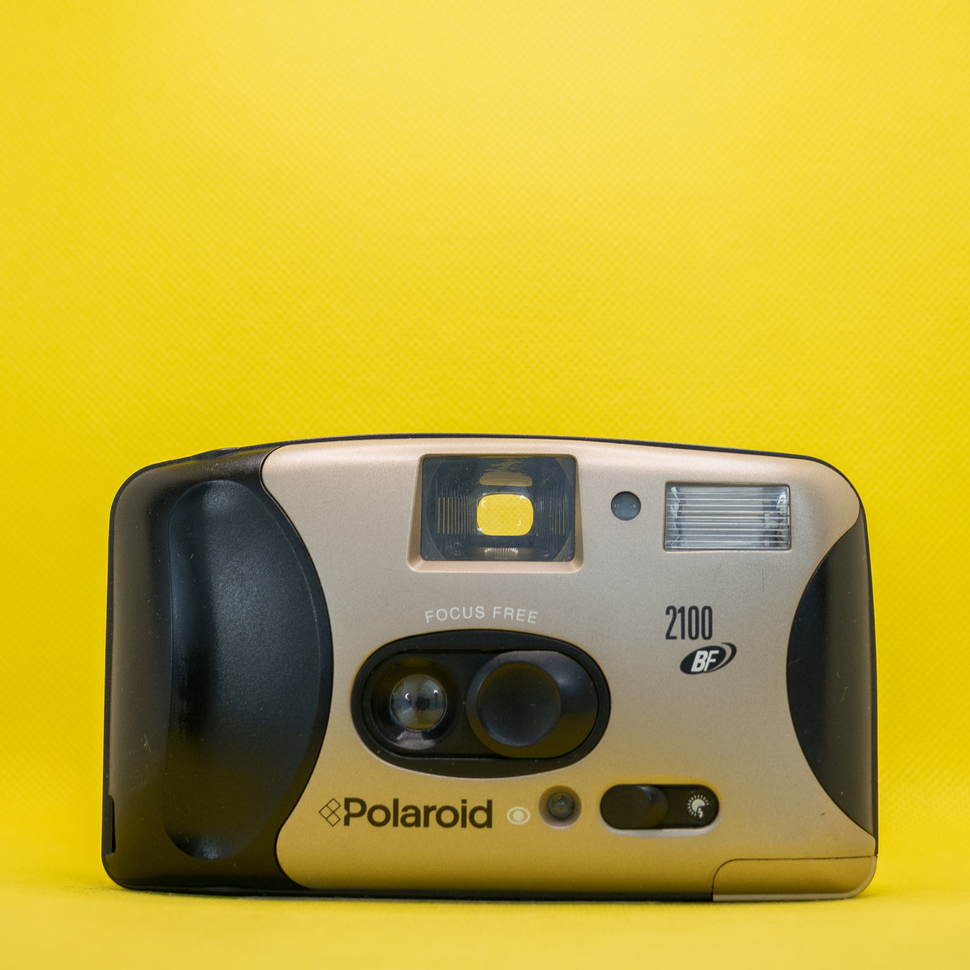 Polaroid 2100BF - 35mm Filmcamera · hoofdafbeelding
