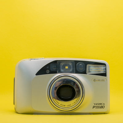 Yashica Power Zoom 80 - 35mm Filmcamera