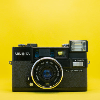 Minolta Hi Matic AF-2 35mm Meetzoekercamera