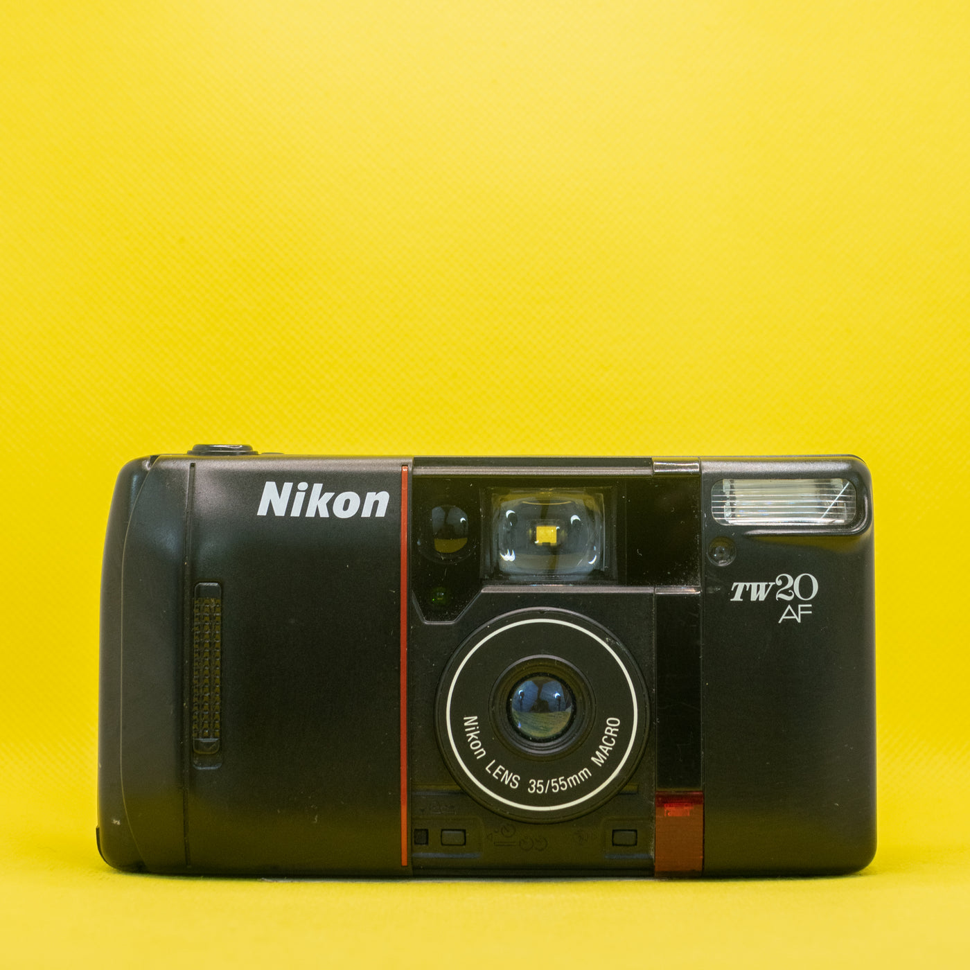 Nikon TW20 - 35mm Compact Filmcamera · main image