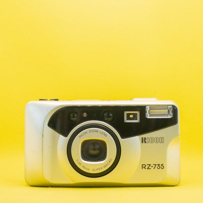 Ricoh RZ-735 - 35mm Compact Filmcamera